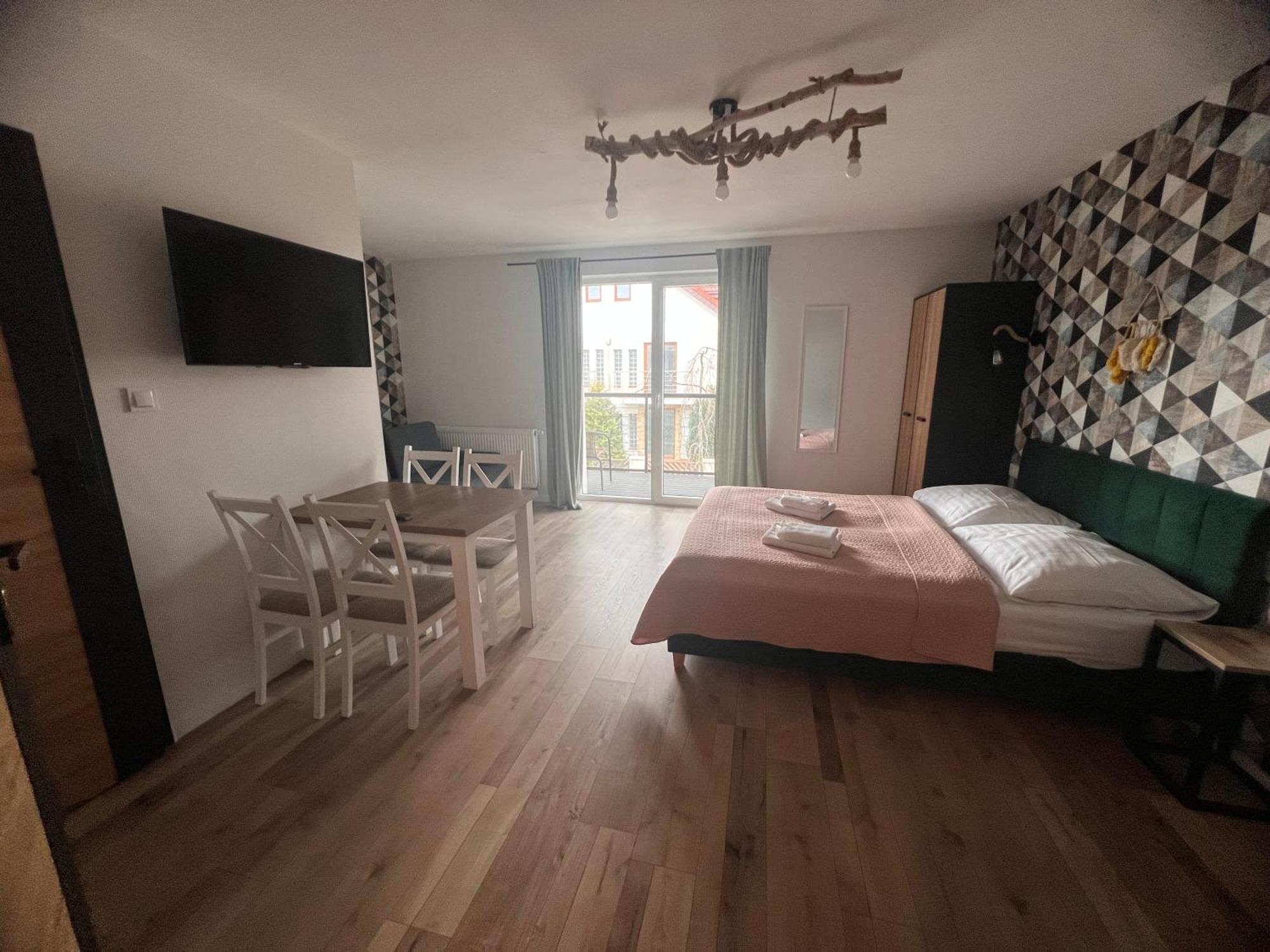 Czarny Baran Apartment เดบกี ภายนอก รูปภาพ