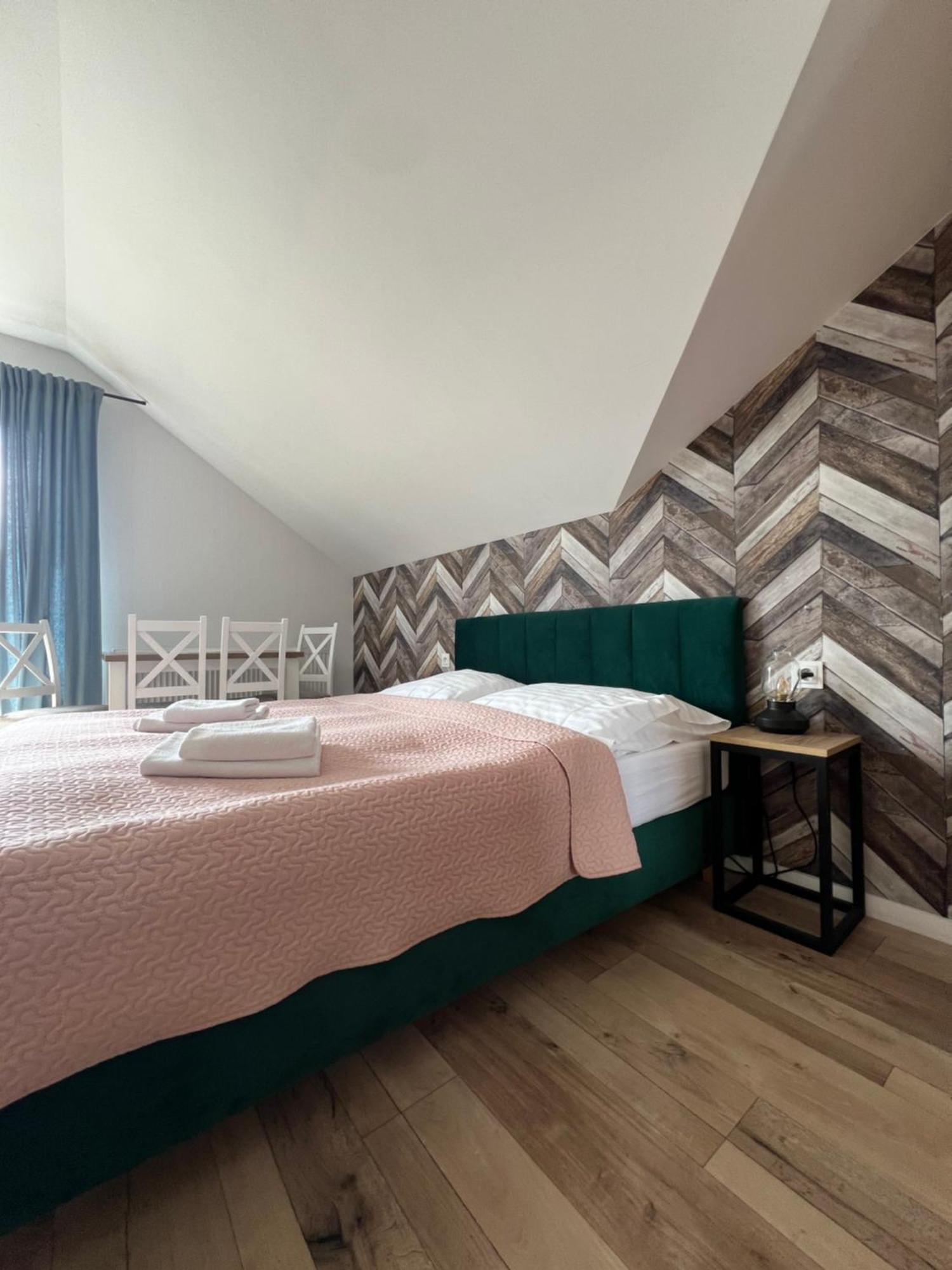 Czarny Baran Apartment เดบกี ภายนอก รูปภาพ